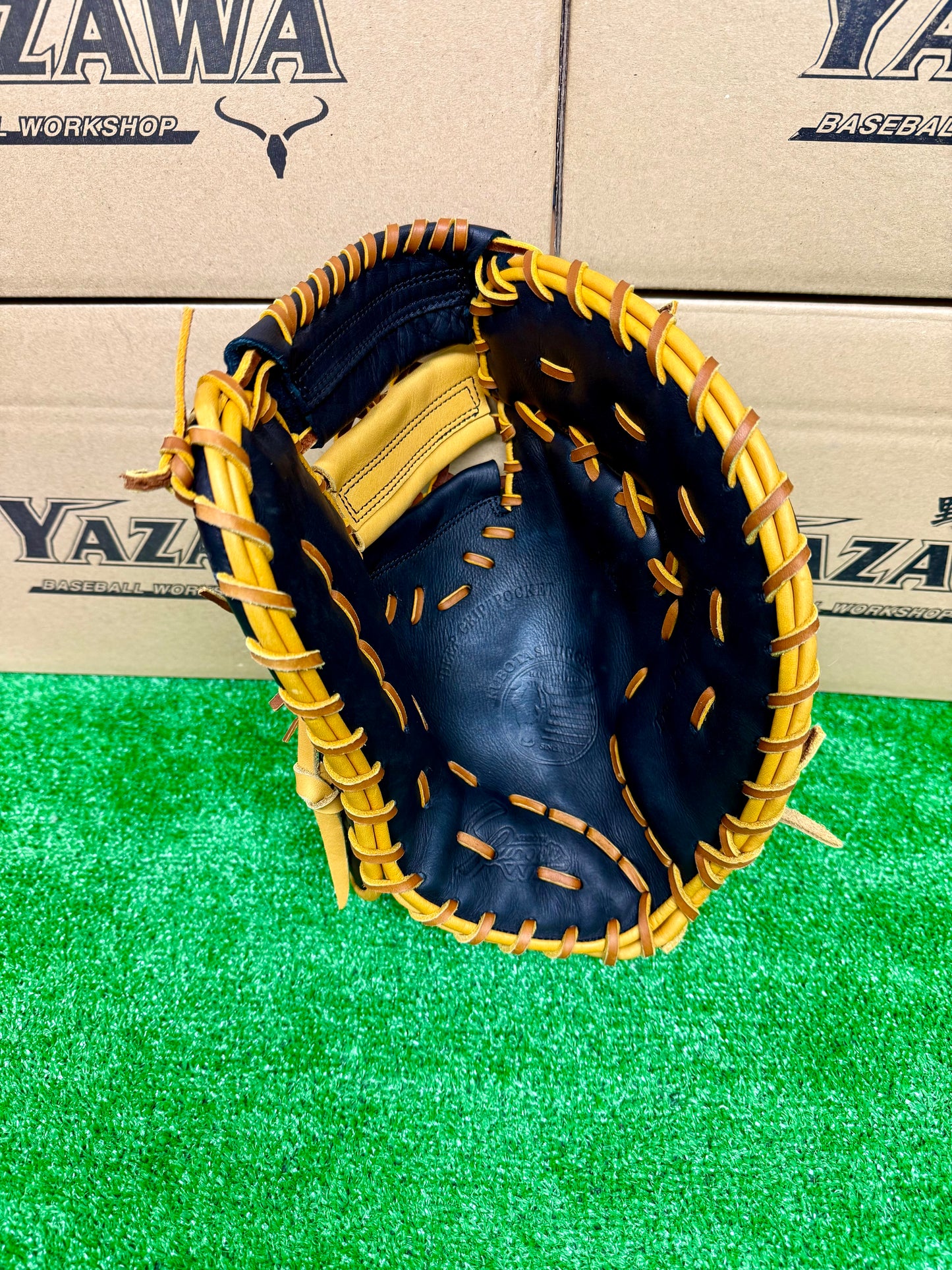 久保田スラッガー　軟式ファーストミット　KSF-733　ブラック×タン【型付け済み】