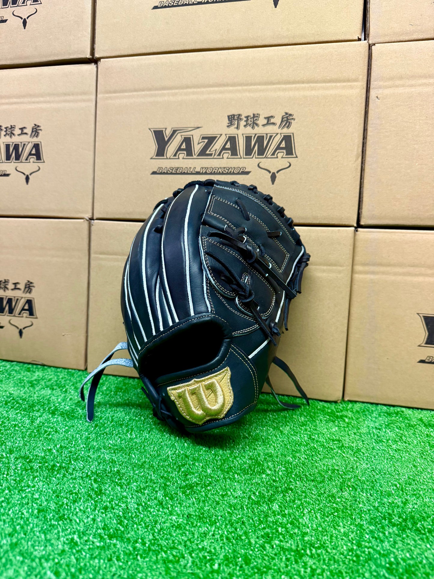 Wilson　硬式投手・ユーティリティ用グラブ　33T型　Wブラック
