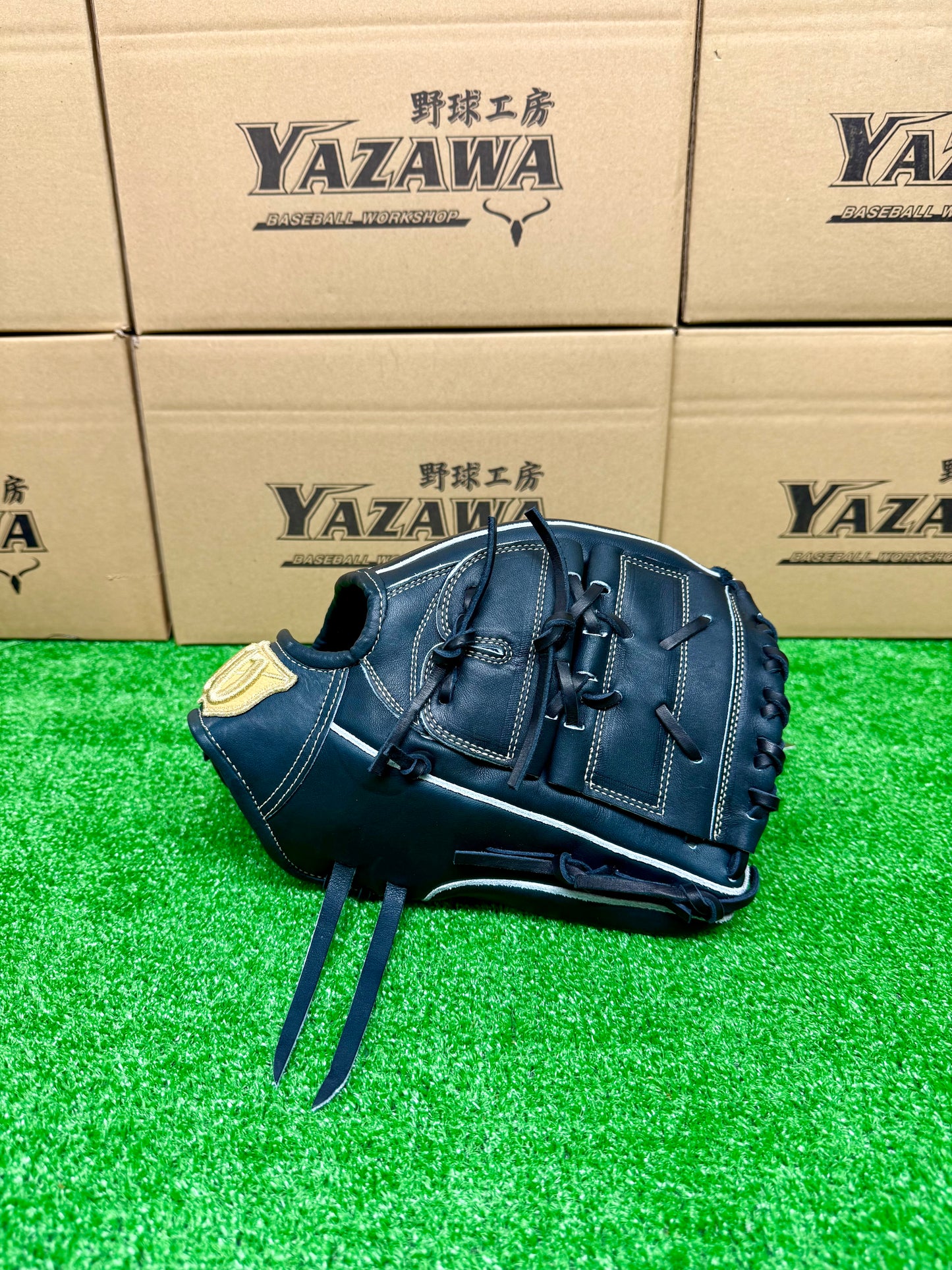 Wilson　硬式投手・ユーティリティ用グラブ　33T型　Wブラック