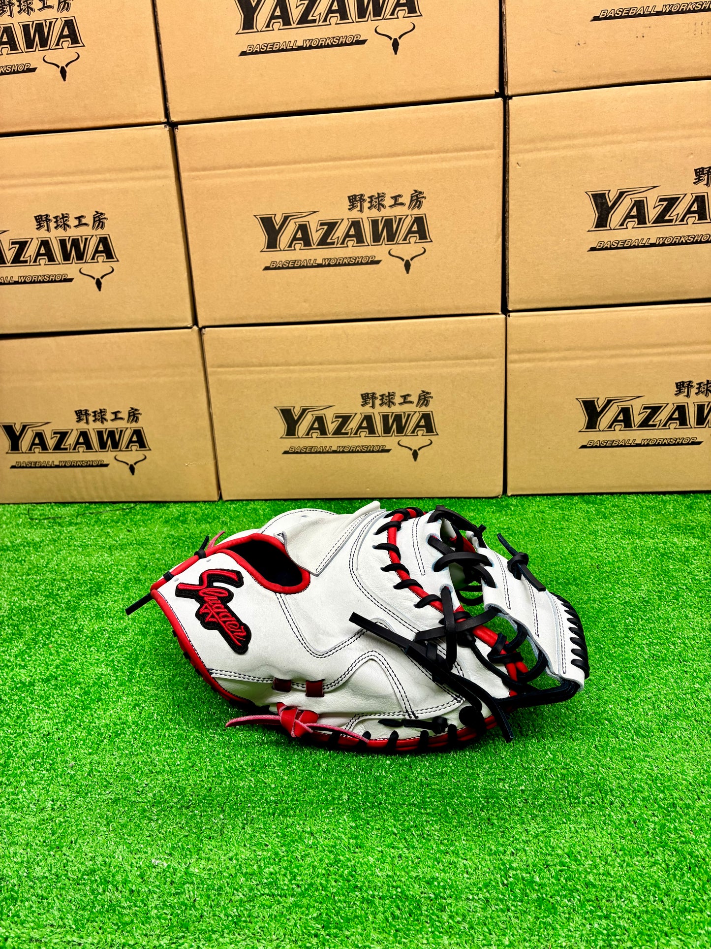 久保田スラッガー　店舗別注【型付け済み】JAPANモデル軟式キャッチャーミット　KSM-038　ホワイト×KSブラック