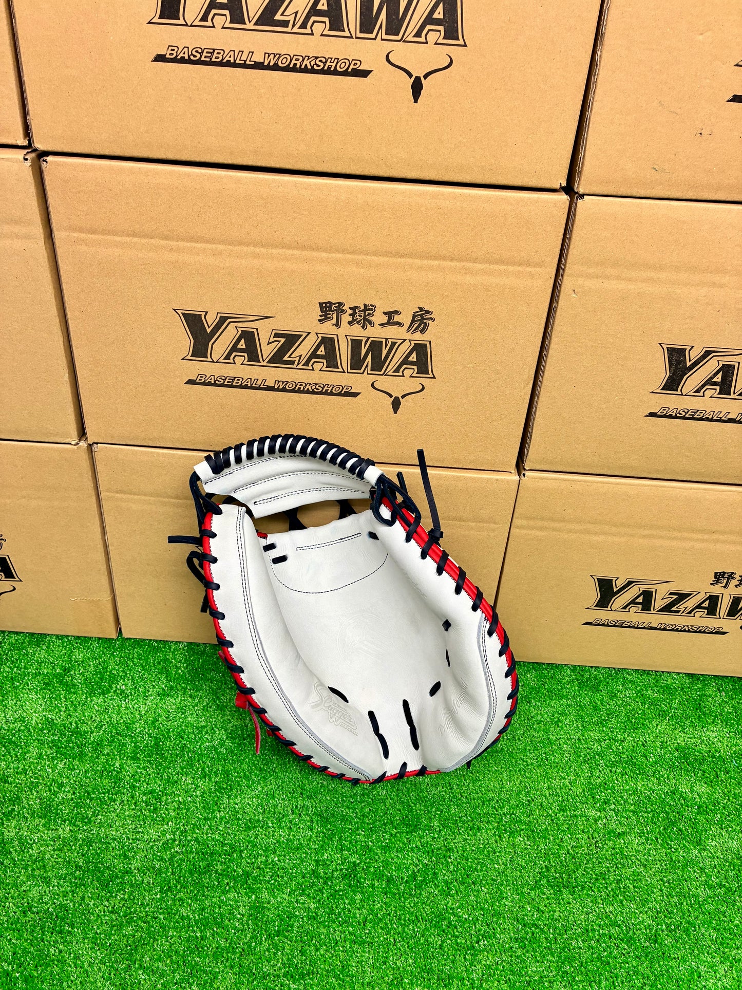 久保田スラッガー　店舗別注【型付け済み】JAPANモデル軟式キャッチャーミット　KSM-038　ホワイト×KSブラック