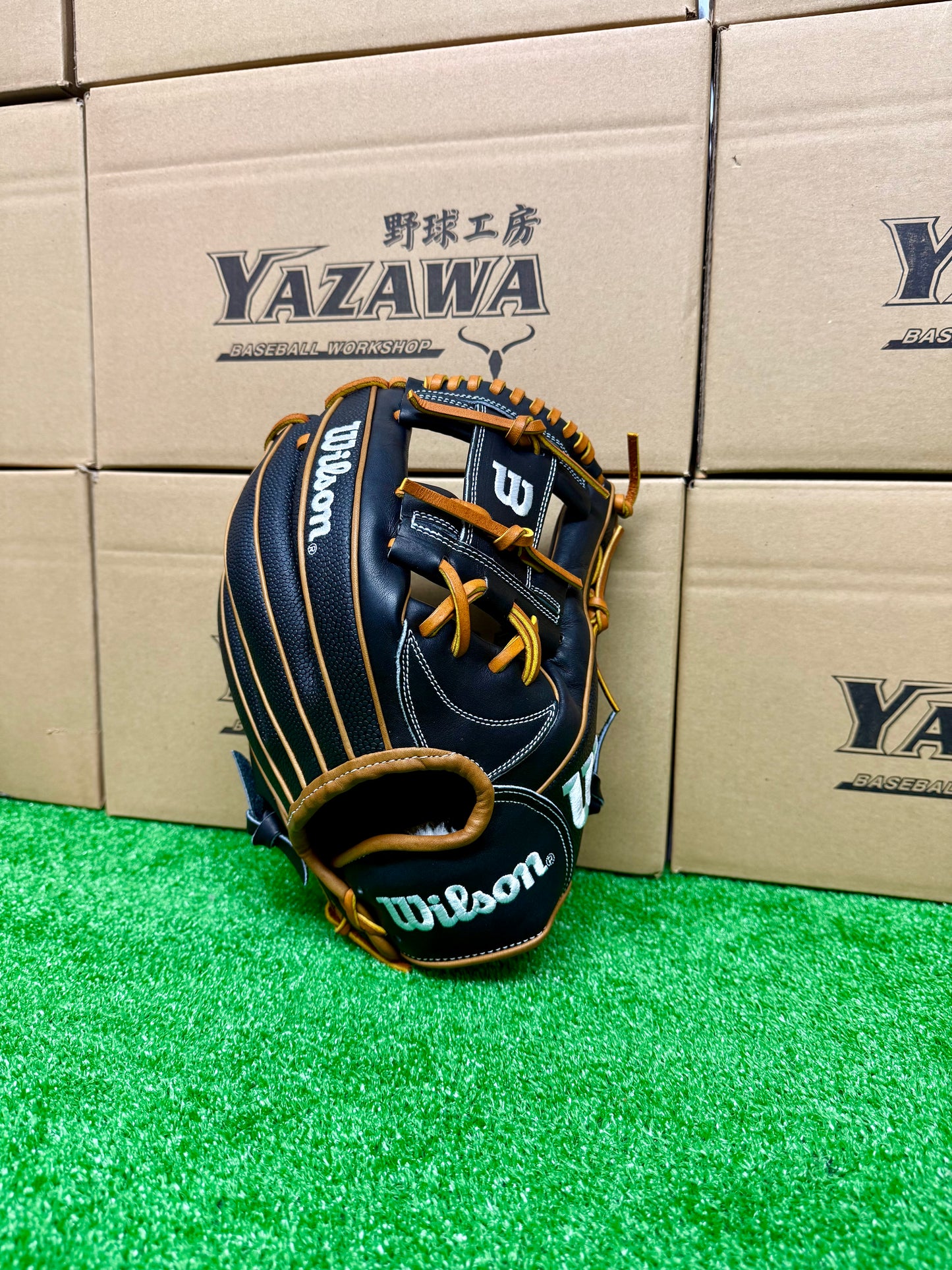 Wilson　軟式内野手用グラブ　1723型　ブラックSS
