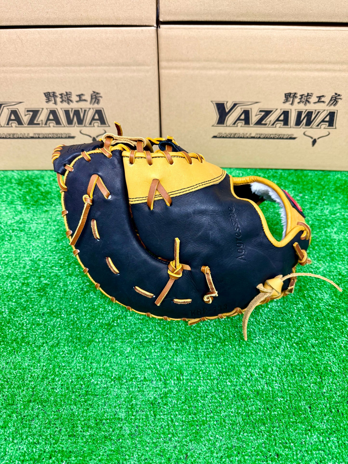 久保田スラッガー　軟式ファーストミット　KSF-733　ブラック×タン【型付け済み】