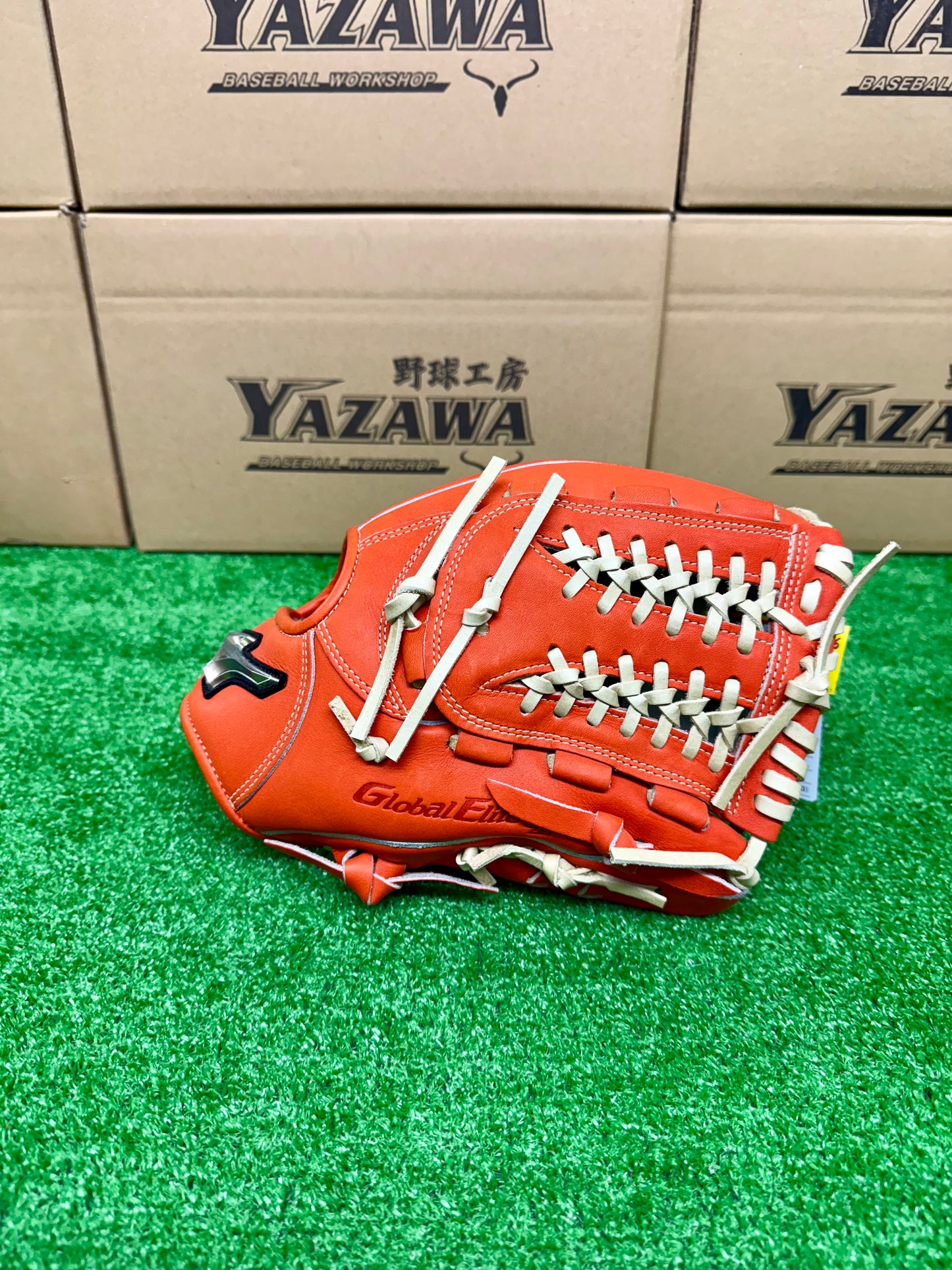 ミズノ　ゴールデンエイジ硬式オールラウンド用グラブ　1AJGA30200　スプレンディッドオレンジ×ブロンド