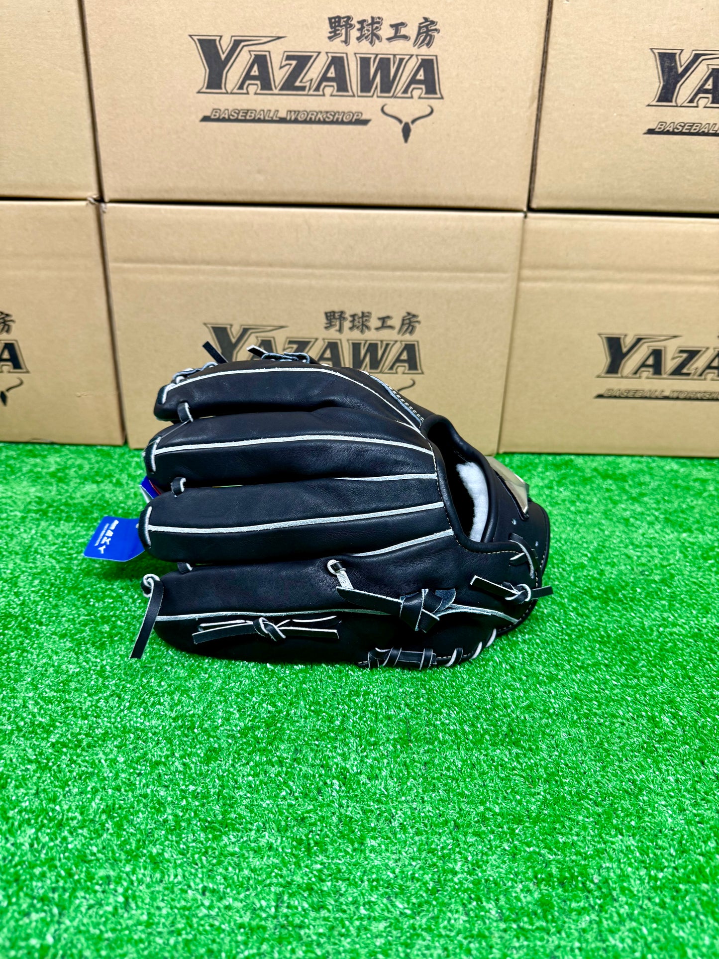 ミズノ　ゴールデンエイジ硬式内野手用グラブ　1AJGA29413　ブラック