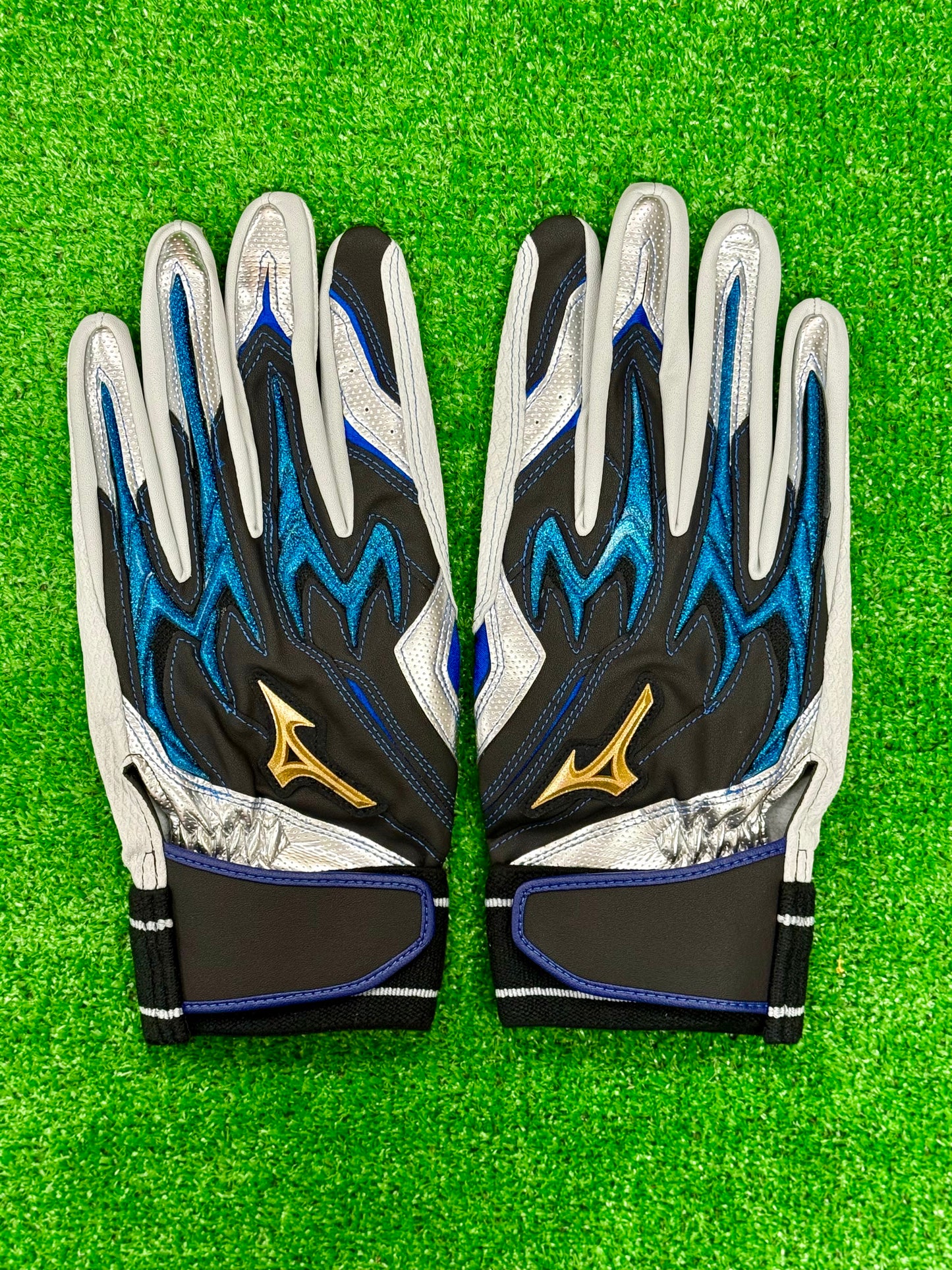 ミズノ　限定バッティング用手袋パワーアークライン　ラメシリコーン採用25AW限定カラー　　1EJEA55509　ブラック×ブルー×シルバー