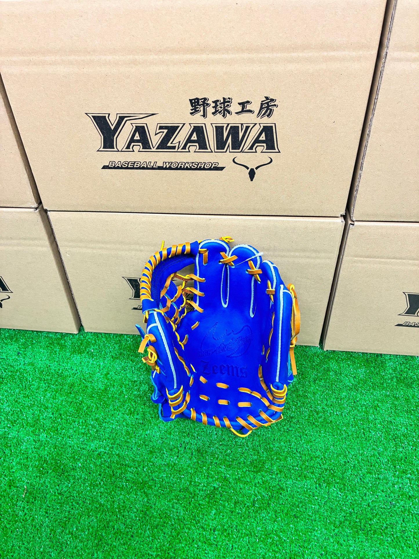 Zeems　【型付け済み】限定少年軟式用グラブ28CJN5 中型　ブルー×タン