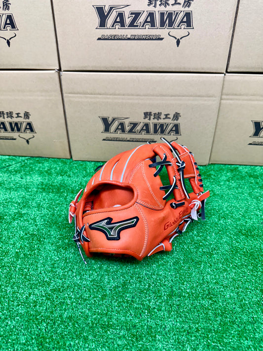 ミズノ　ゴールデンエイジ硬式オールラウンド用グラブ　1AJGA28400　スプレンディッドオレンジ