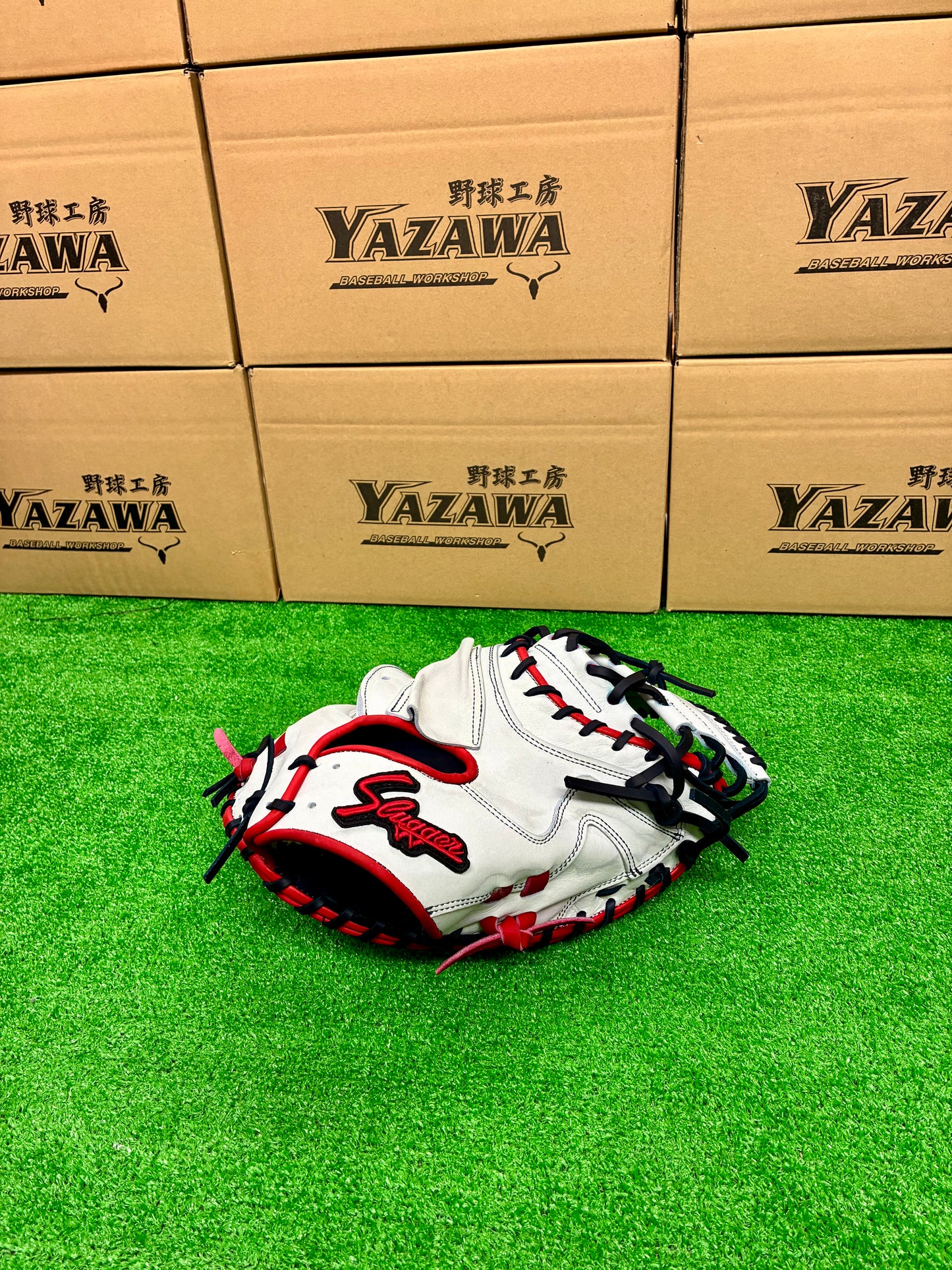 久保田スラッガー　店舗別注【型付け済み】JAPANモデル軟式キャッチャーミット　KSM-038　ホワイト×KSブラック