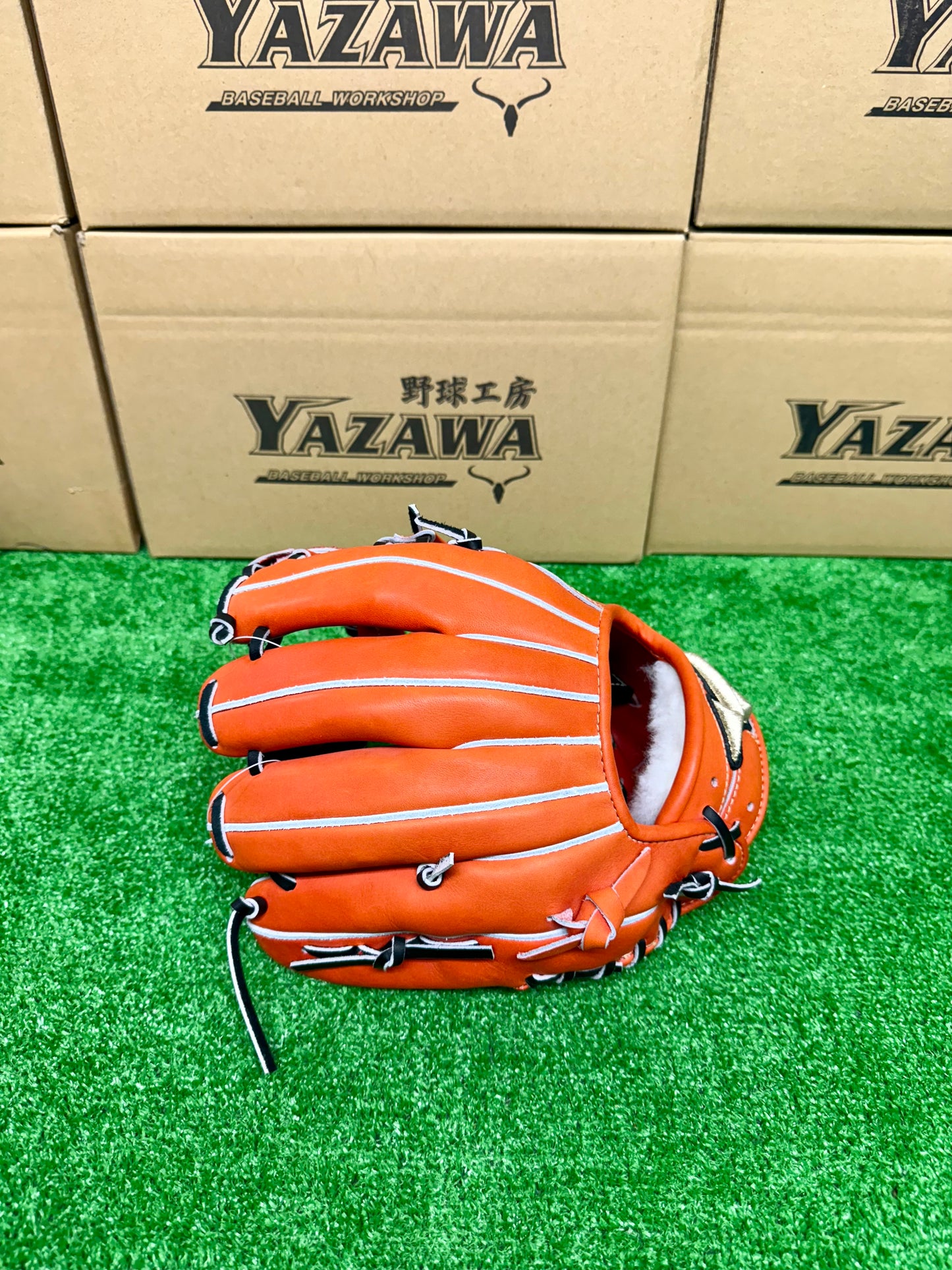 ミズノ　硬式内野手用グラブ　1AJGH29933　スプレンディドオレンジ×ブラック　（ショート、セカンド対応）