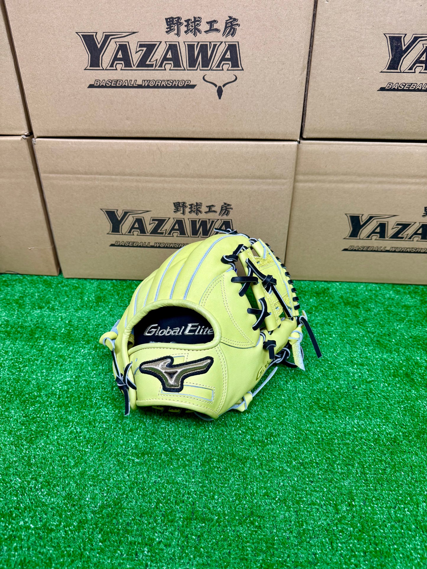 ミズノ　硬式内野手用グラブ　1AJGH30203　ナチュラルライム　（ショート、セカンド対応）