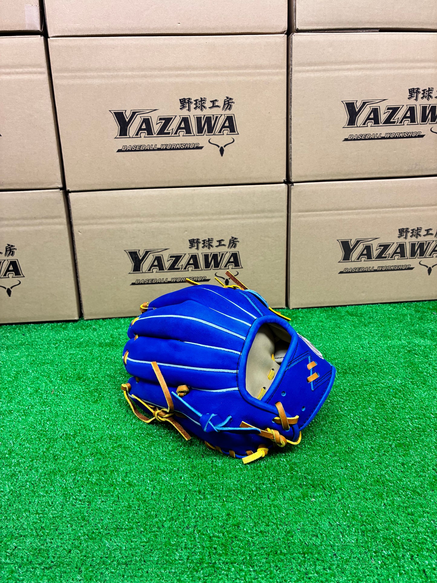 Zeems　【型付け済み】限定少年軟式用グラブ28CJN5 中型　ブルー×タン