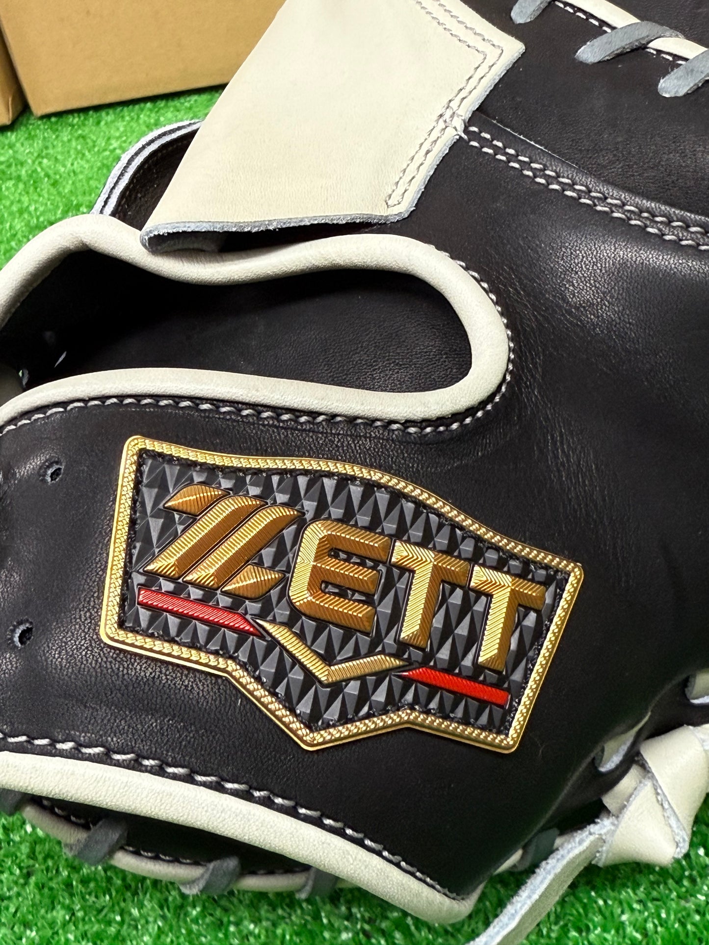 ZETT限定硬式キャッチャーミット森友哉モデルBPCPRO25M ※高校野球使用不可