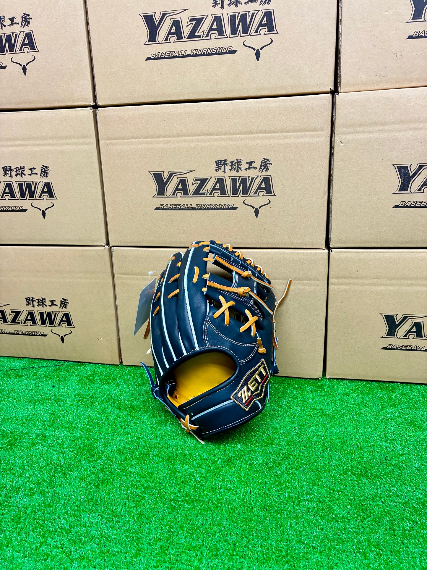 ZETT　限定内野手用グラブ　BPROG565SQ　Nブラック
