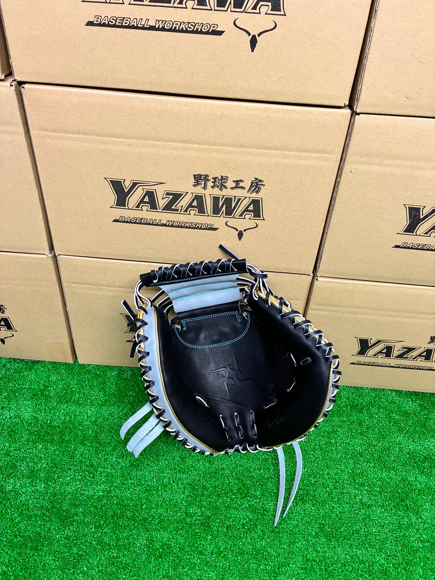 要～KANAME~　限定軟式キャッチャーミット　TYPE-C20R　ブラック×グレー×ライトブルー×ゴールド