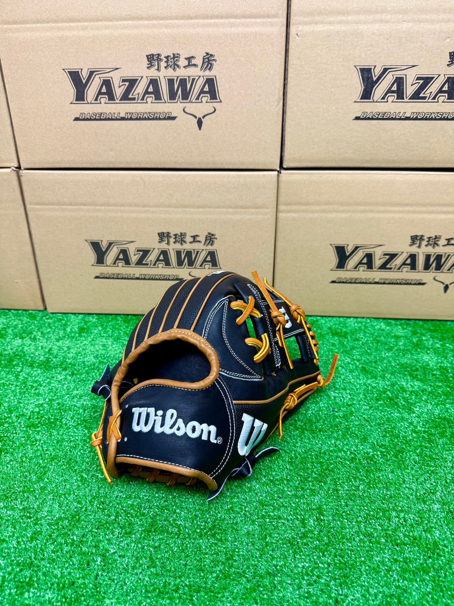 Wilson　軟式内野手用グラブ　1723型　ブラックSS