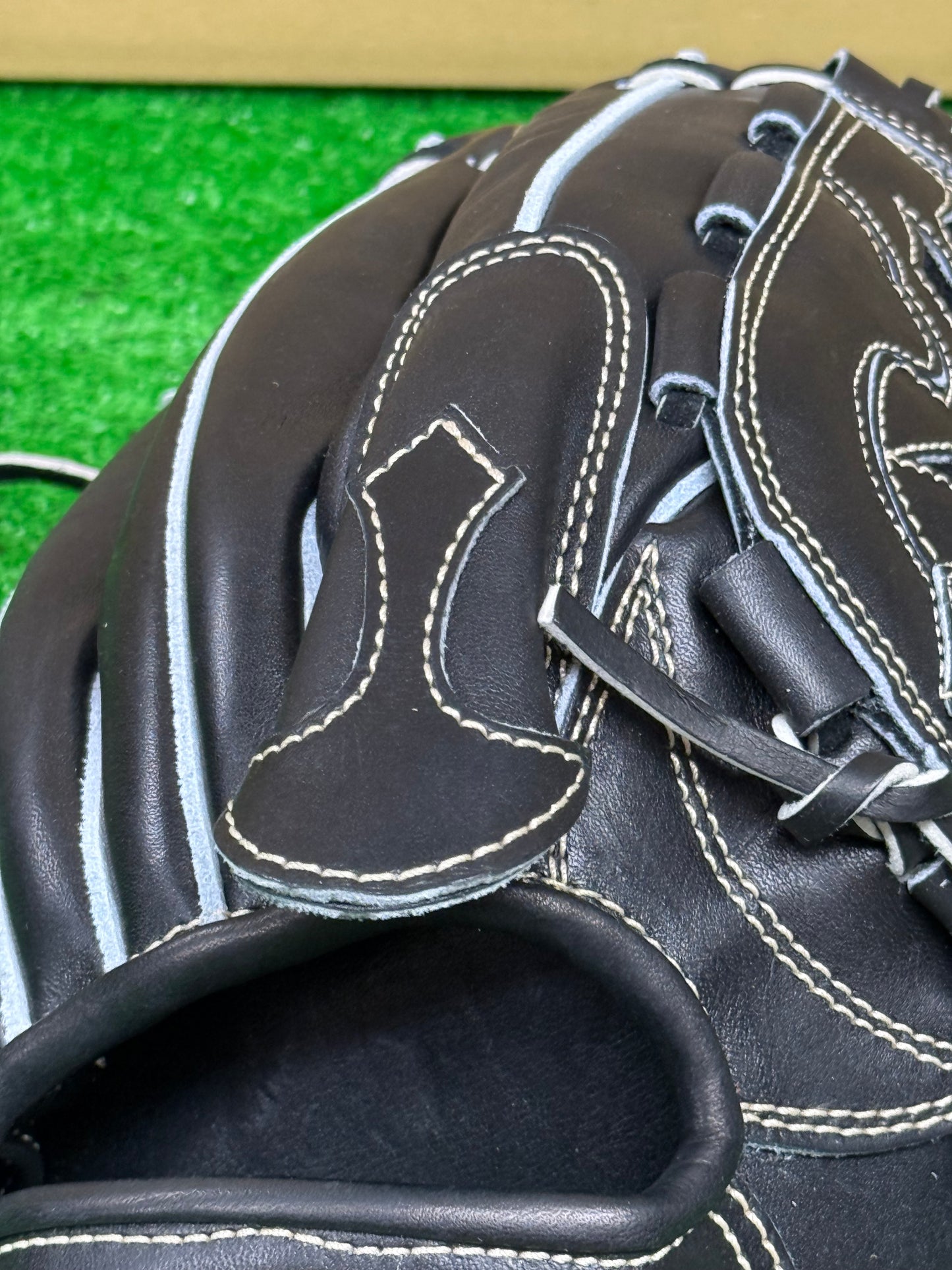 ZETT 限定硬式投手用グラブ　BPROGP51T