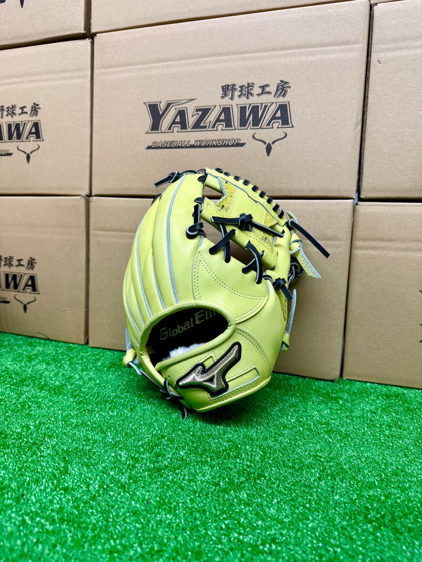 ミズノ　硬式内野手用グラブ　1AJGH30203　ナチュラルライム　（ショート、セカンド対応）