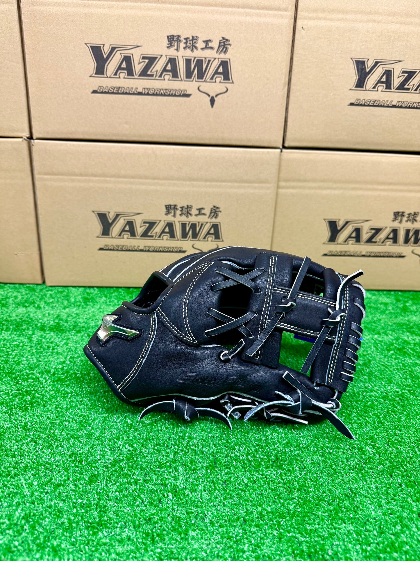 ミズノ　ゴールデンエイジ硬式内野手用グラブ　1AJGA29413　ブラック