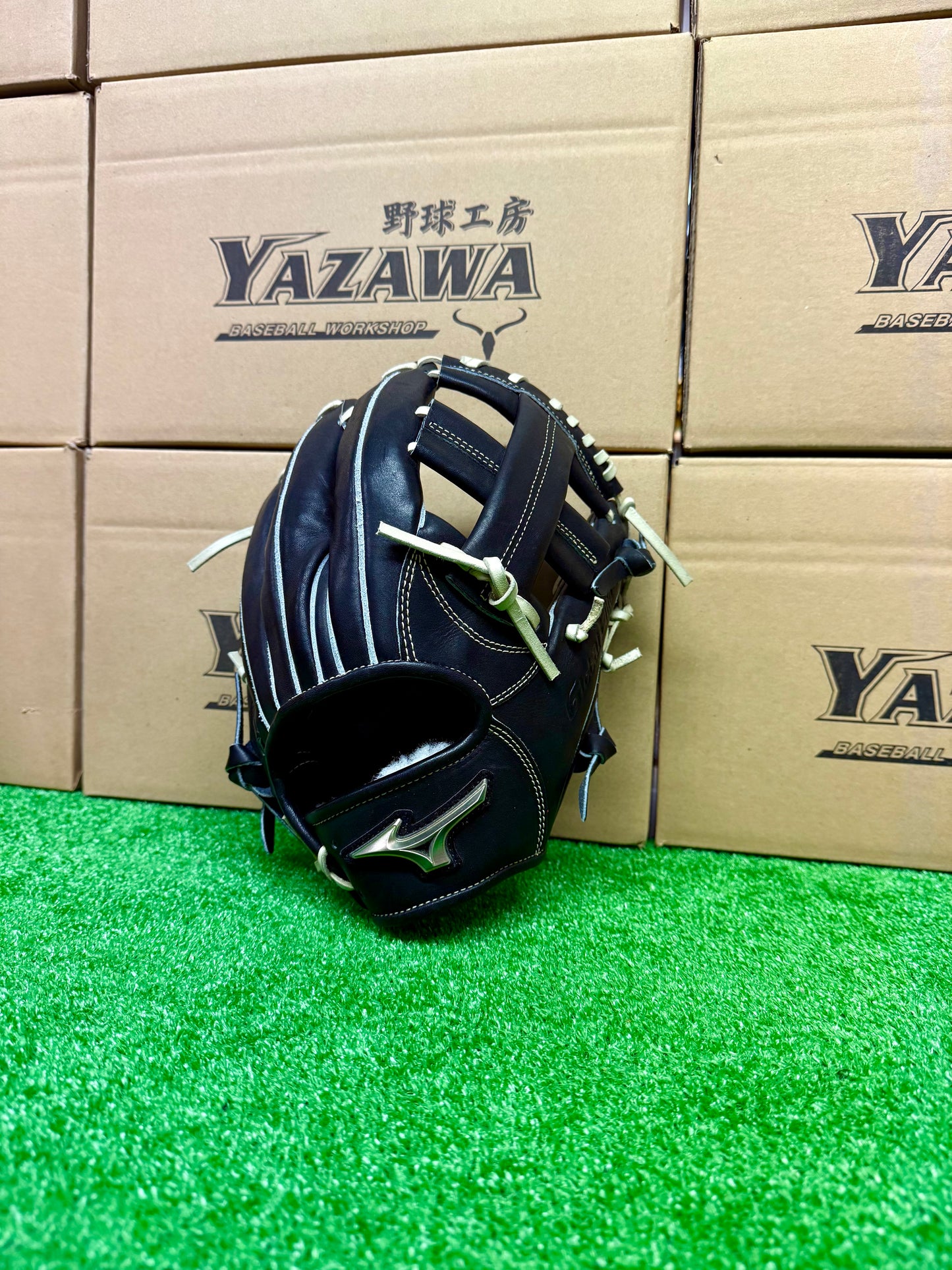 ミズノ　硬式内野手用グラブ　1AJGH28513　ブラック×ブロンド