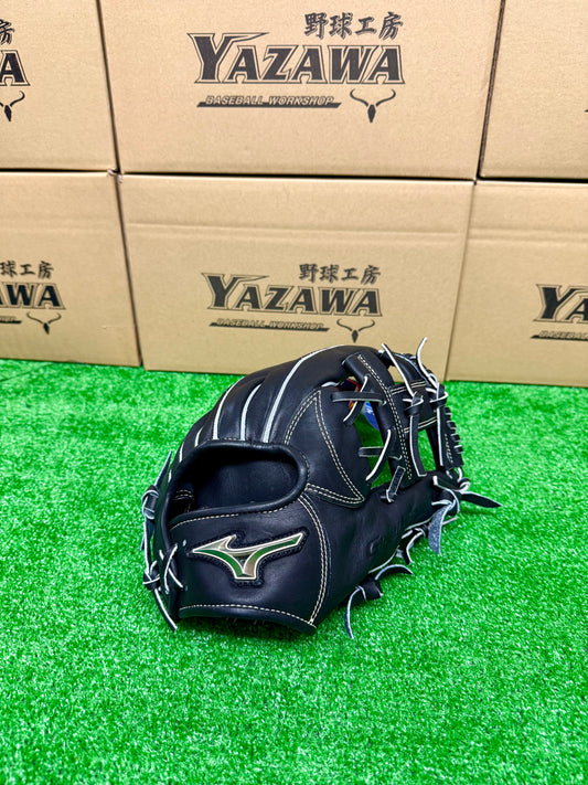 ミズノ　ゴールデンエイジ硬式内野手用グラブ　1AJGA29413　ブラック