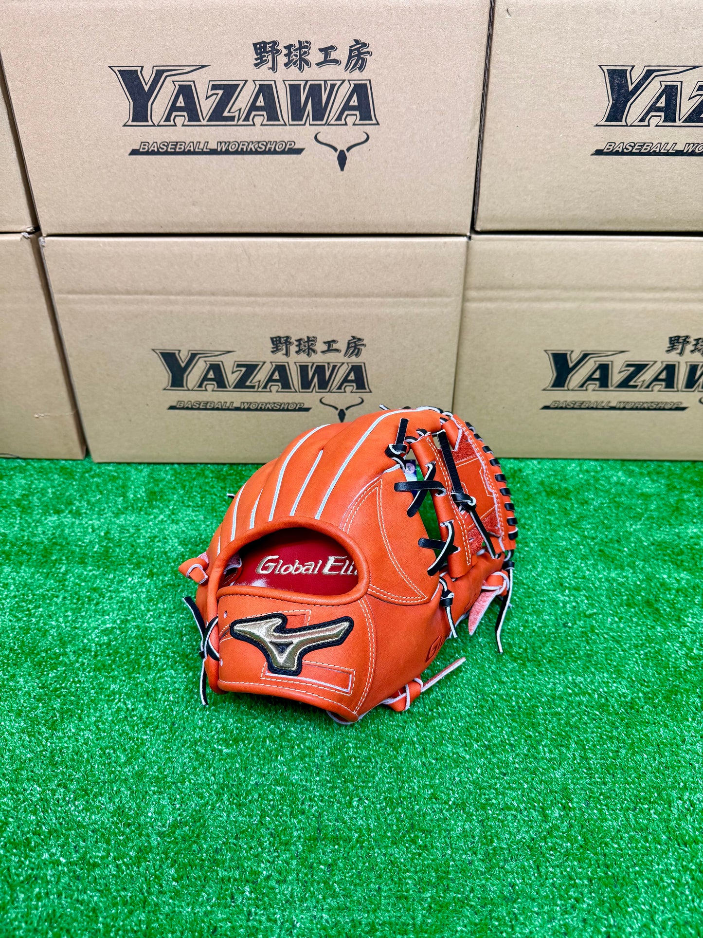 ミズノ　硬式内野手用グラブ　1AJGH29933　スプレンディドオレンジ×ブラック　（ショート、セカンド対応）