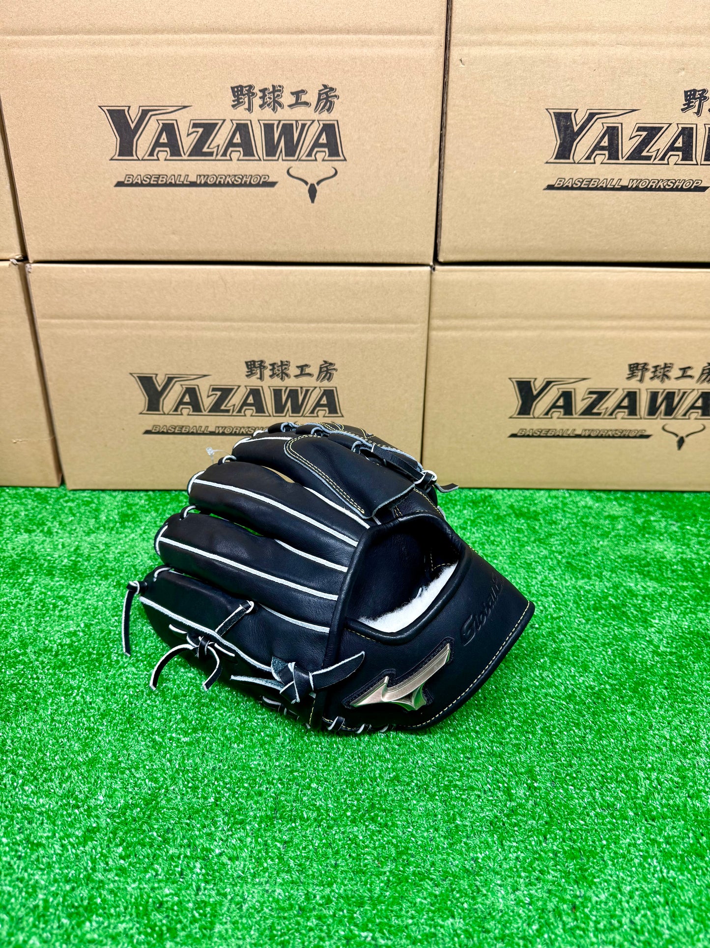 ミズノ　硬式投手用グラブ　1AJGH29501　ブラック【型付け済み】