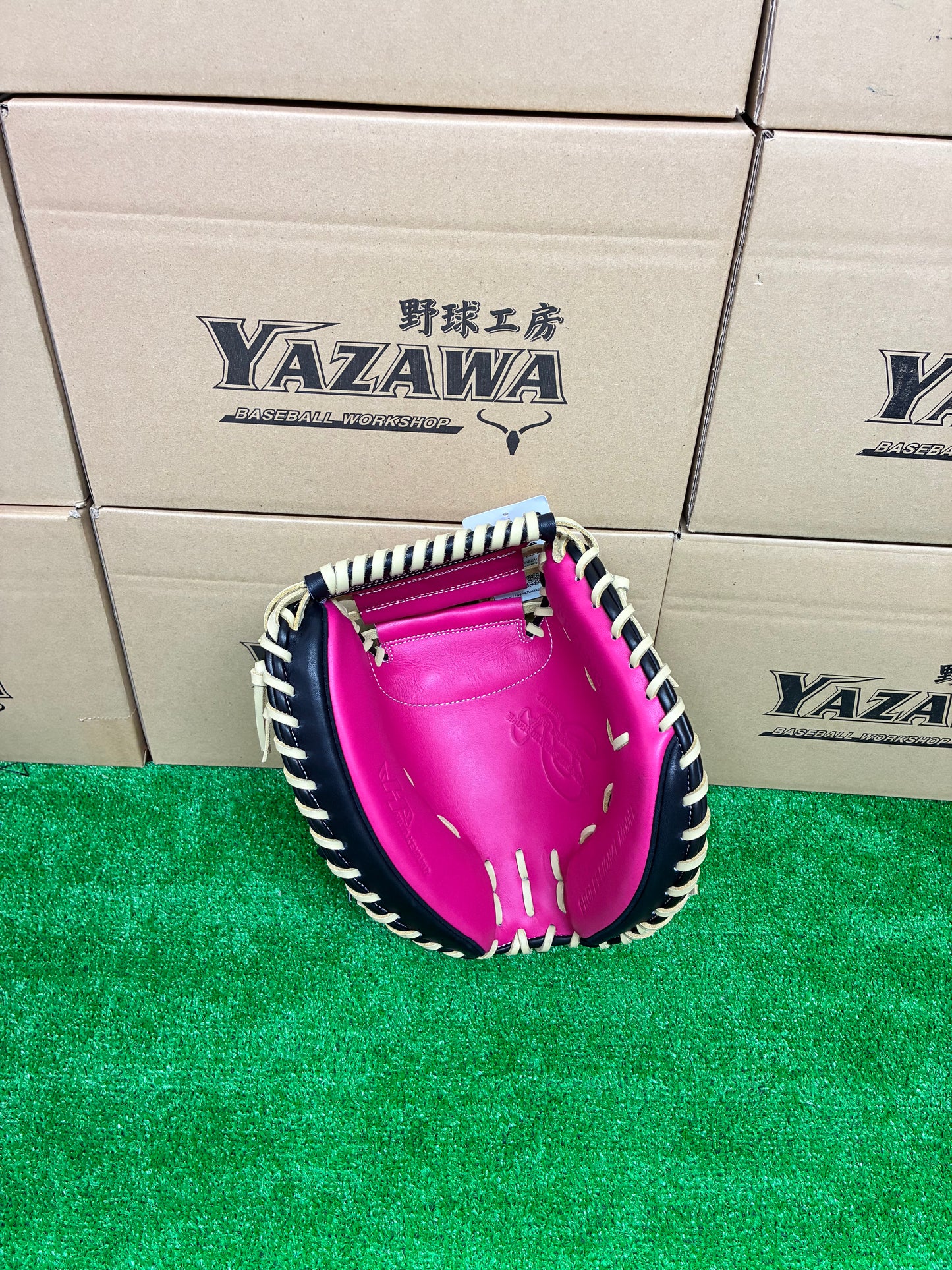 ハタケヤマ　限定軟式キャッチャーミット　2026 PRO-M9 G　ピンク×ブラック