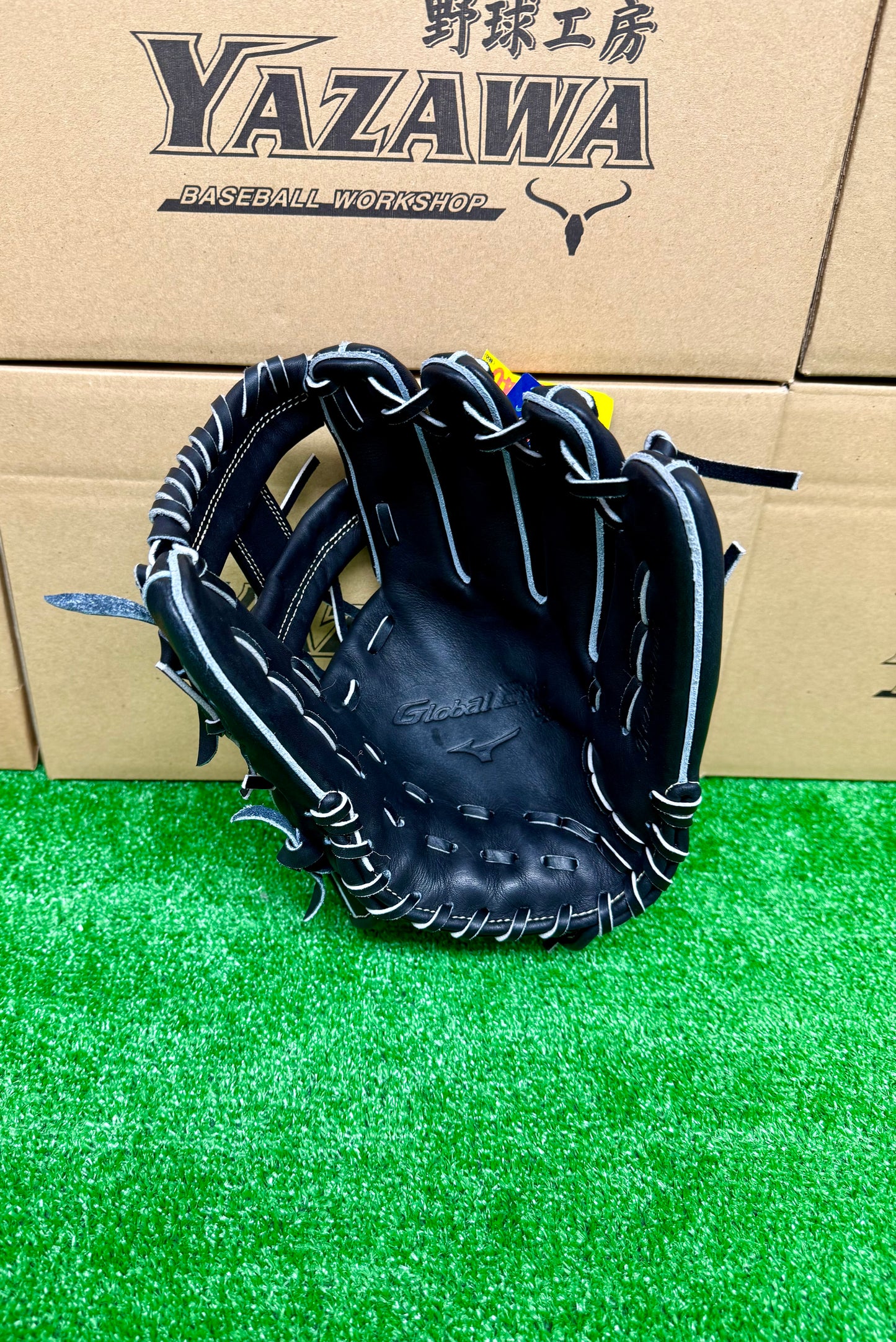 ミズノ　ゴールデンエイジ硬式内野手用グラブ　1AJGA29413　ブラック