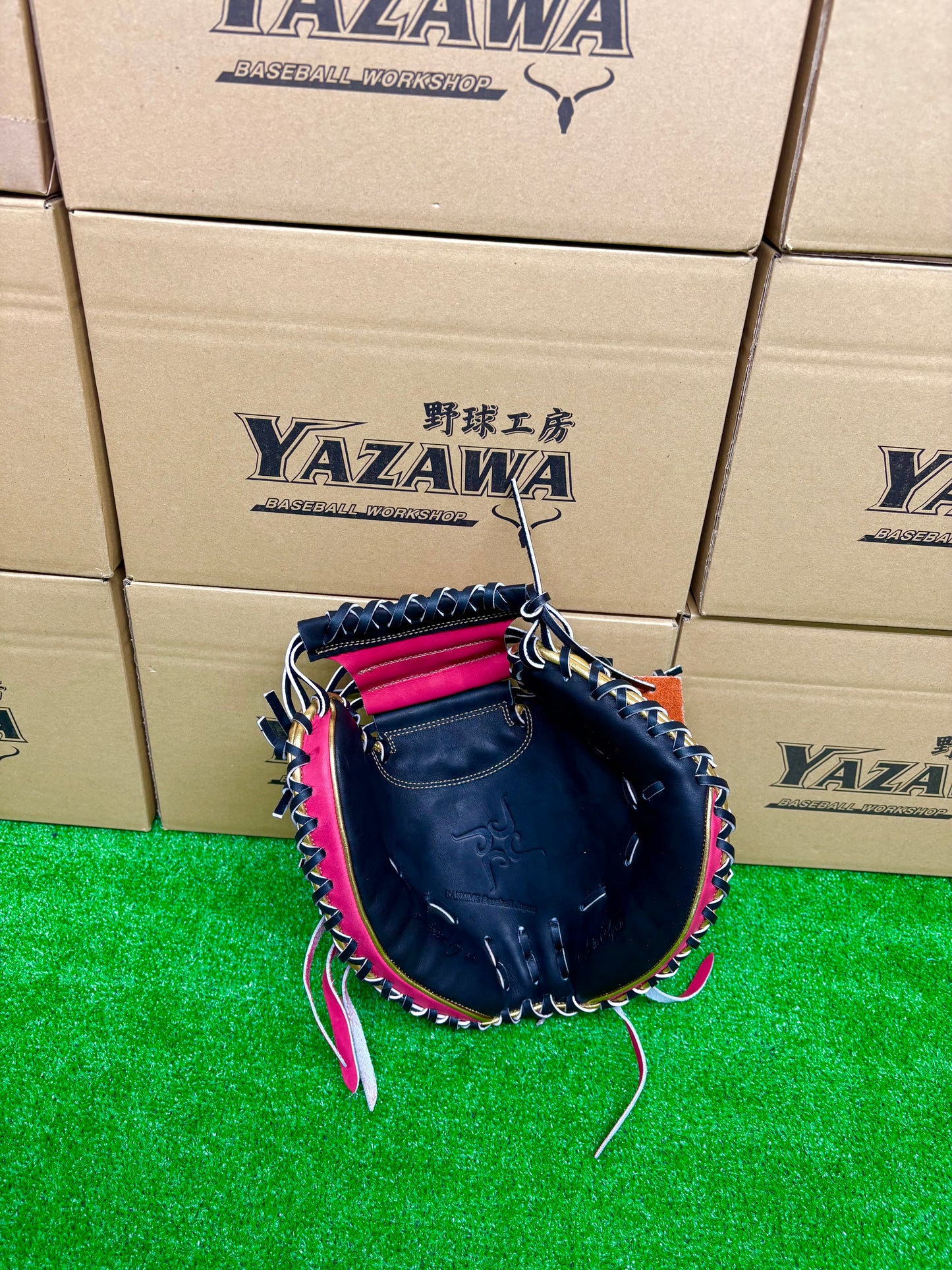 要～KANAME~　限定軟式キャッチャーミット　TYPE-C200R　ブラック×ピンク