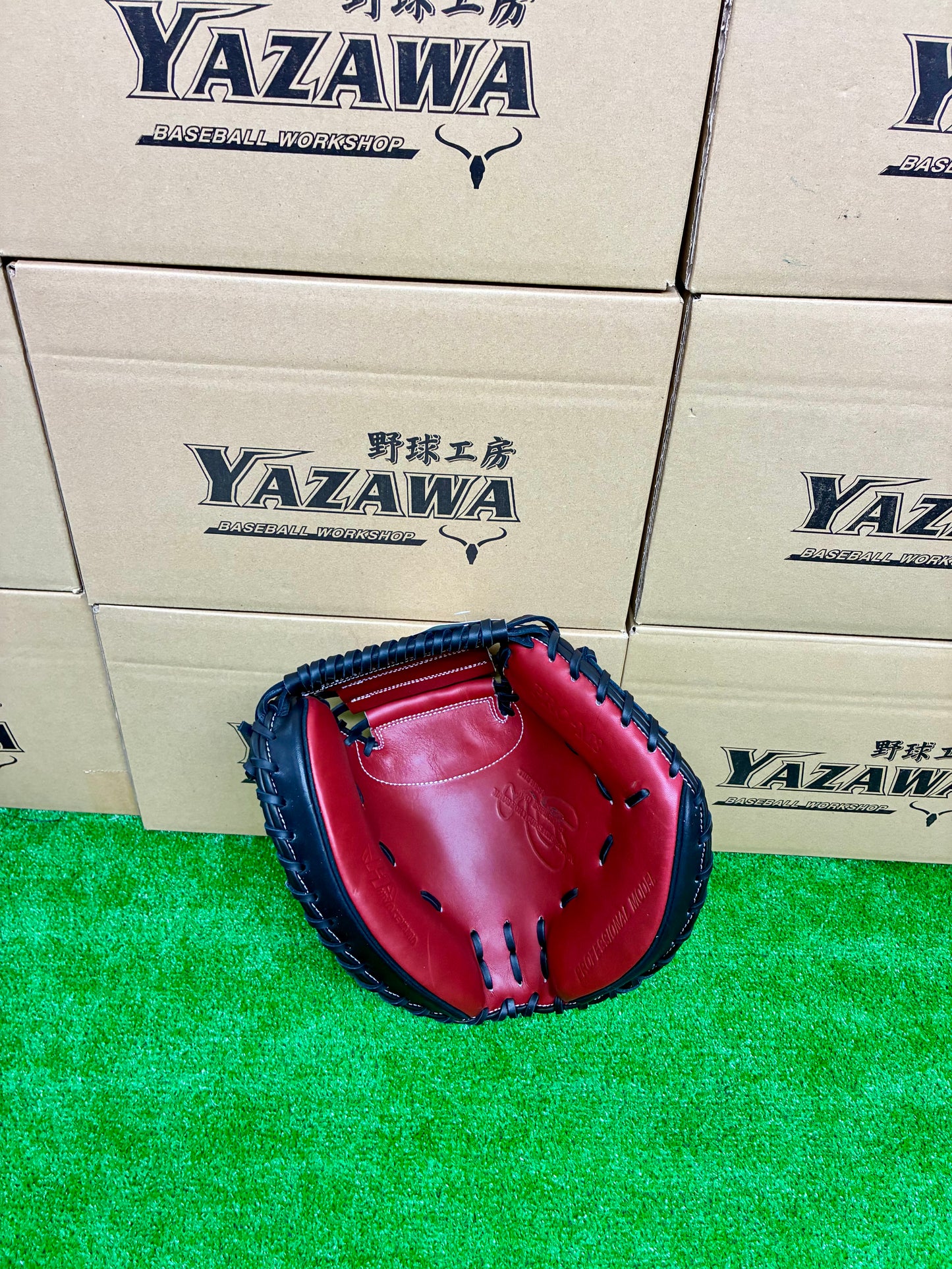 ハタケヤマ　限定軟式キャッチャーミット　2026PRO-M8A　エンジ×ブラック