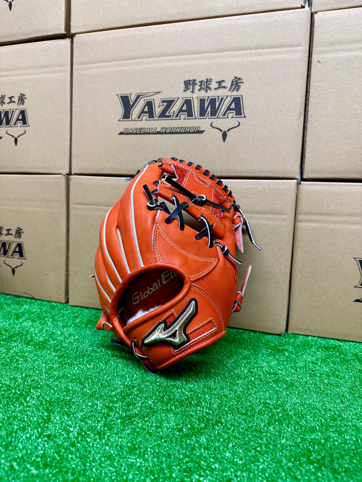 ミズノ　硬式内野手用グラブ　1AJGH29933　スプレンディドオレンジ×ブラック　（ショート、セカンド対応）