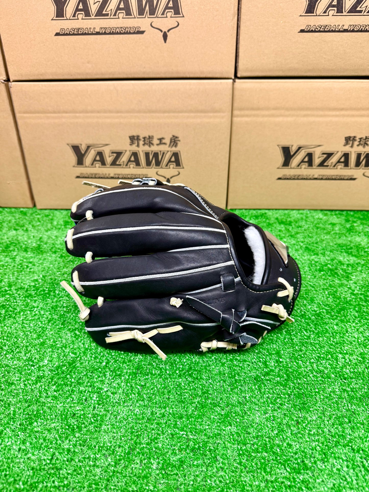 ミズノ　硬式内野手用グラブ　1AJGH28503　ブラック×ブロンド【型付け済み】