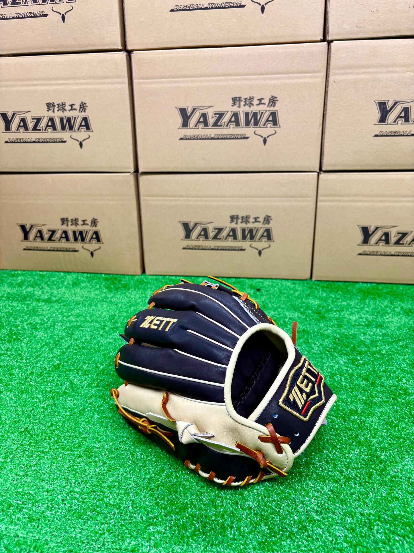 ZETT　限定軟式内野手　二塁手・遊撃手用グラブ　BRGB32576F　ブラウン×パステルブラウン