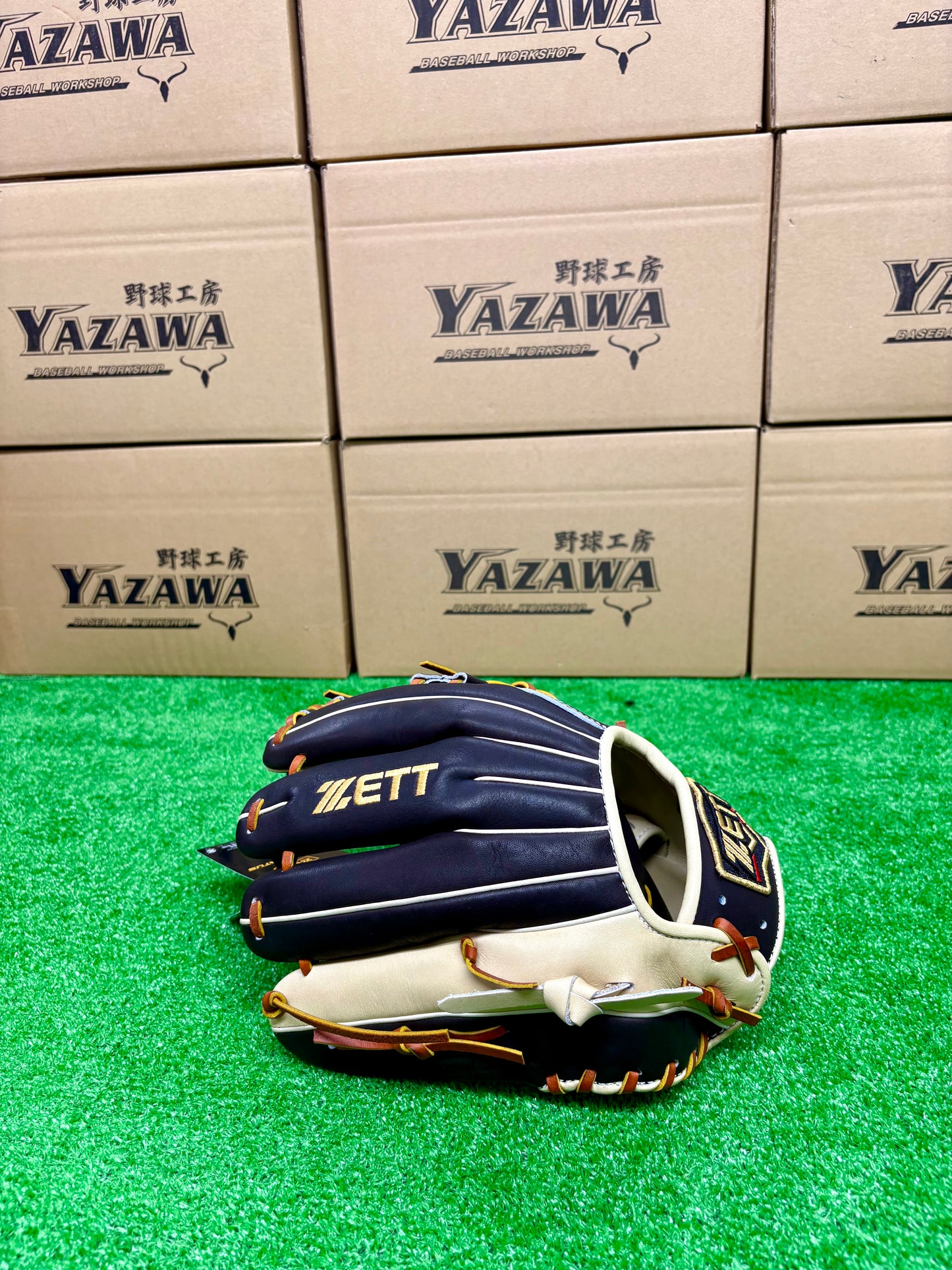 ZETT　限定軟式内野手　二塁手・遊撃手用グラブ　BRGB32576F　ブラウン×パステルブラウン