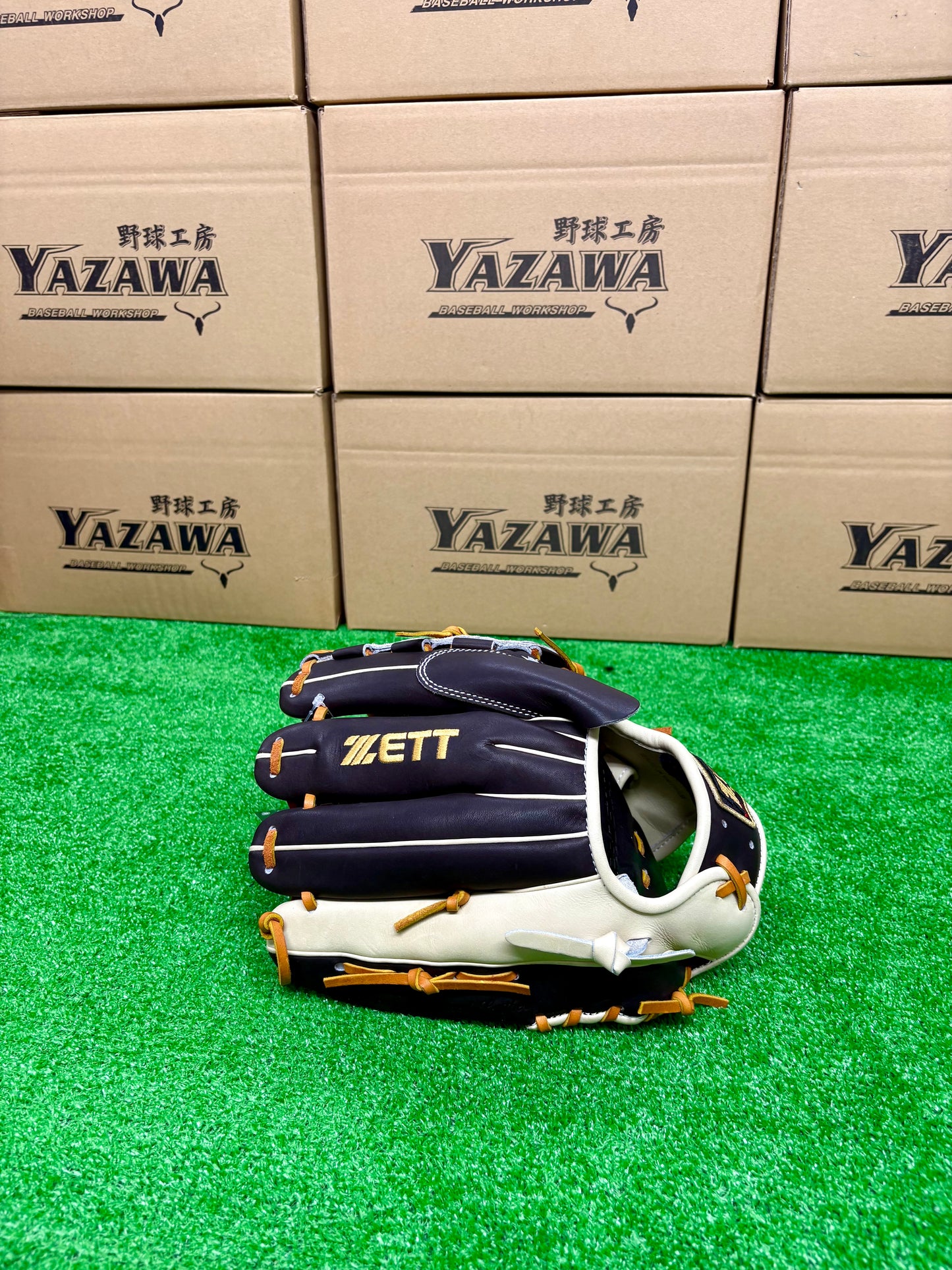 ZETT　限定軟式投手用グラブ　BRGB32511F　ブラウン×パステルブラウン