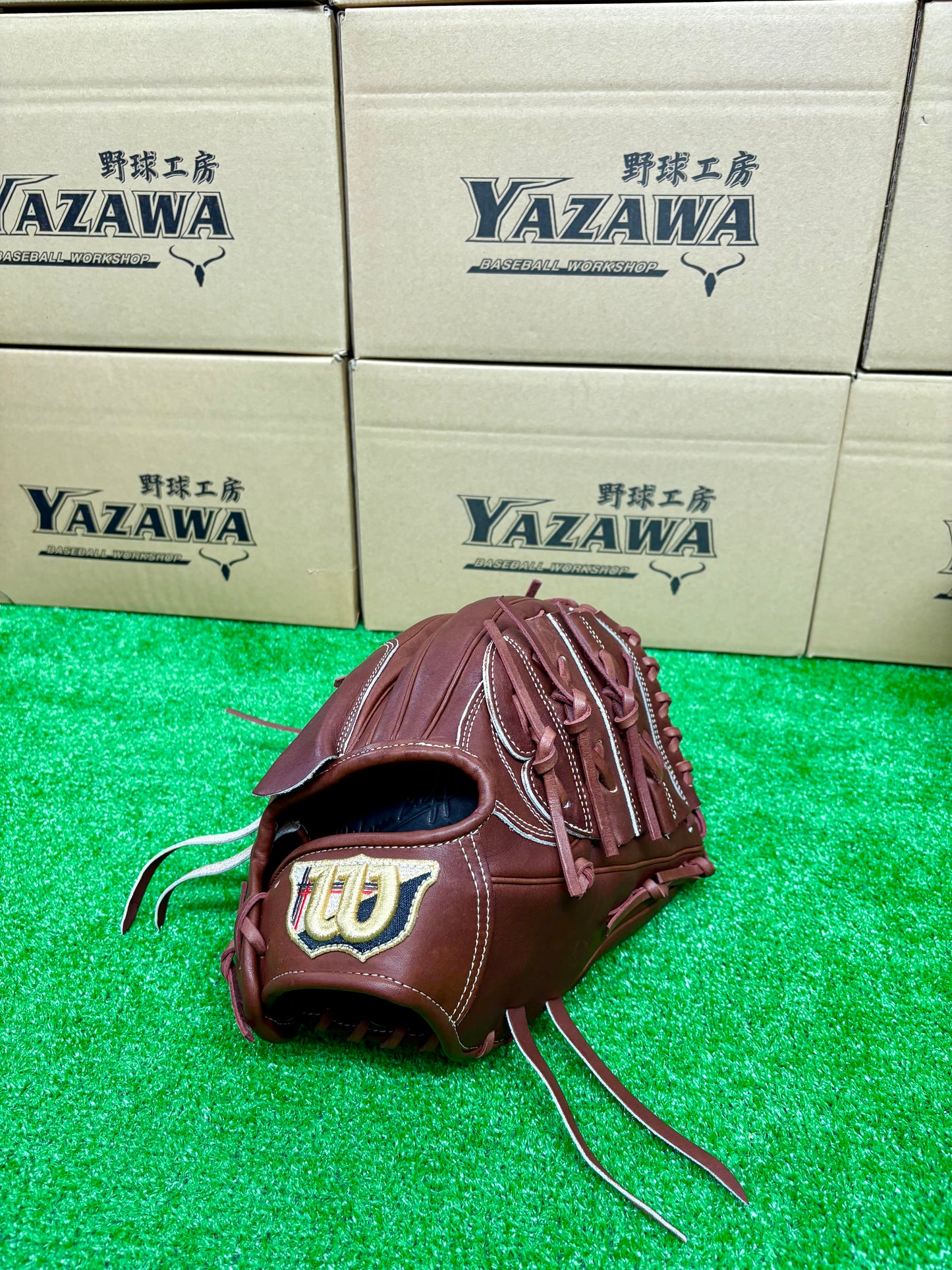 Wilson　硬式投手用グラブ　33型 ウォルナット