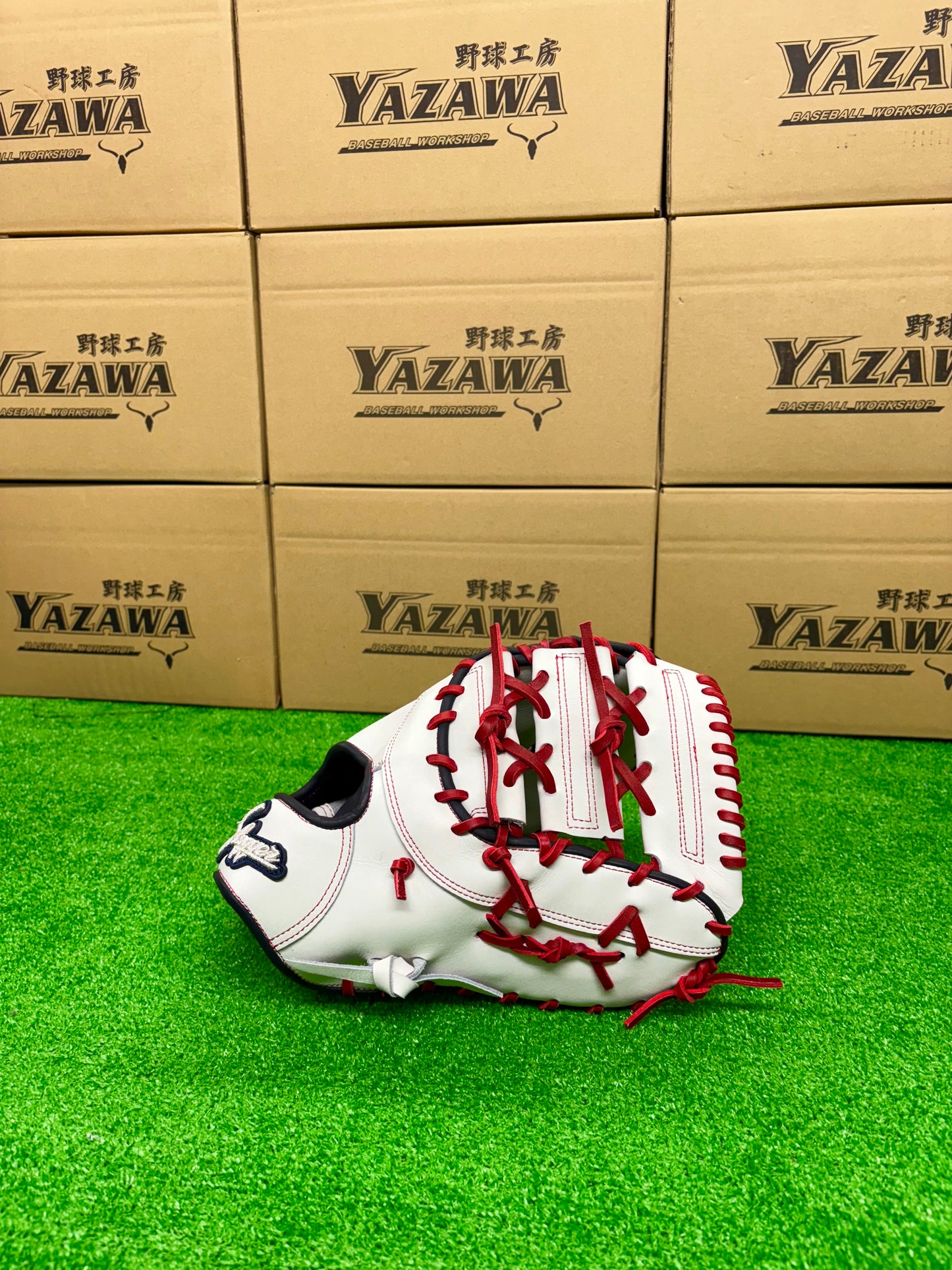 久保田スラッガー　店舗別注【型付け済み】JAPANモデル軟式ファーストミット　KSF-733 ホワイト×レッド