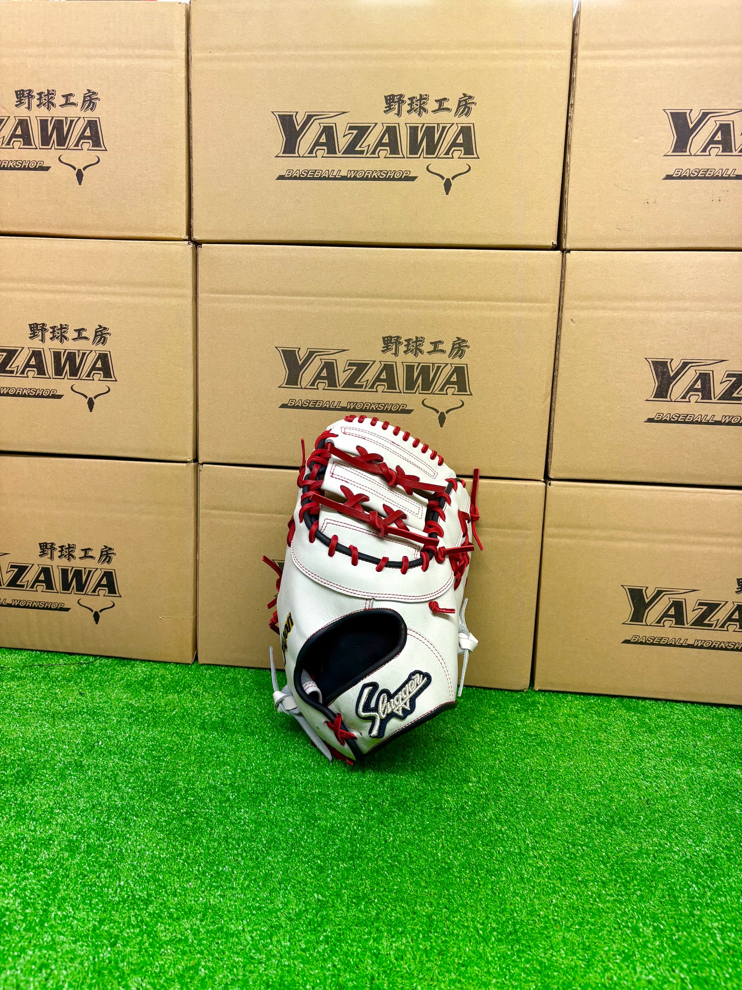 久保田スラッガー　店舗別注【型付け済み】JAPANモデル軟式ファーストミット　KSF-733 ホワイト×レッド