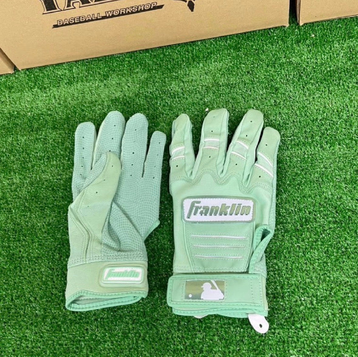 Franklin ジュニア用バッティング手袋　CFX-PRO HI-LITE 　（ミント)