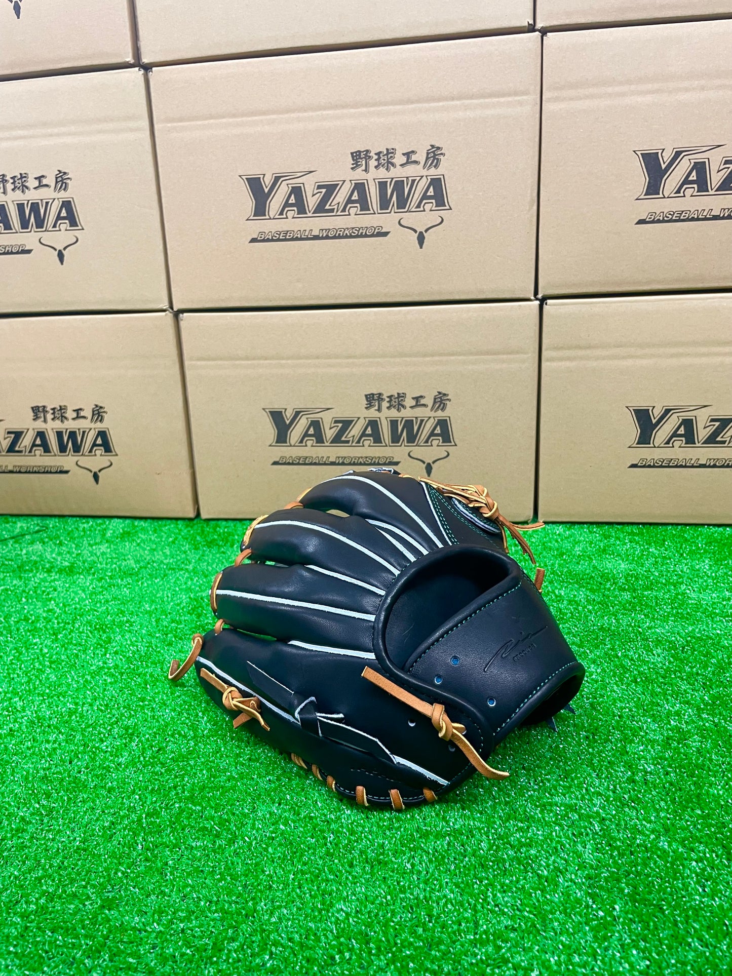 IPセレクト 硬式内野手用グラブ  ブラック×タン  親指ラベル