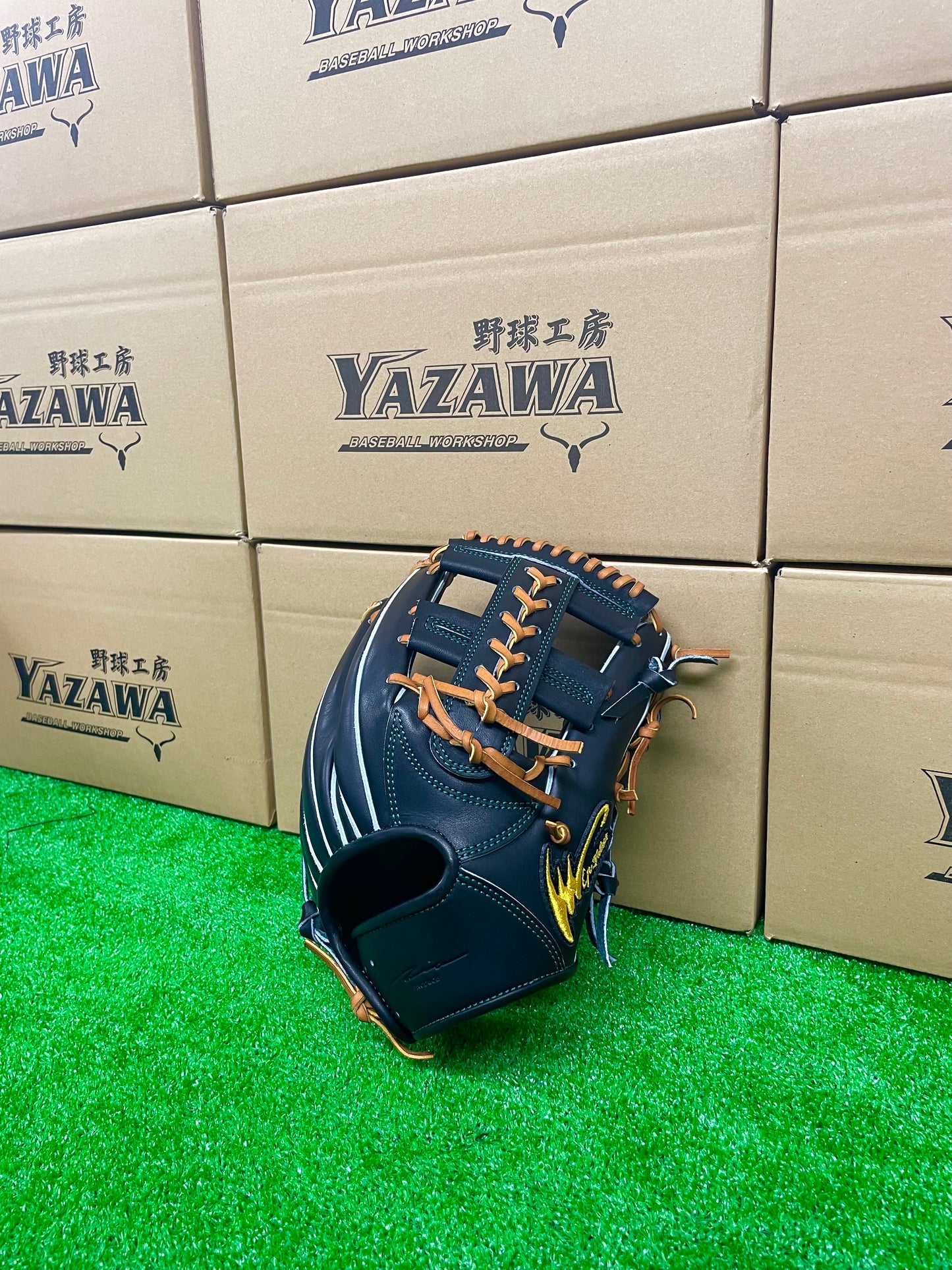 IPセレクト 硬式内野手用グラブ  ブラック×タン  親指ラベル