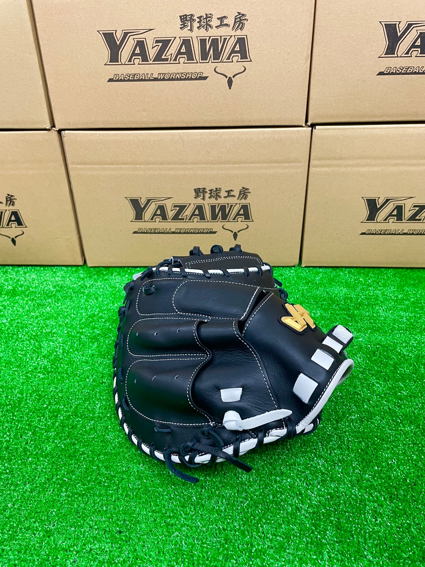 ハタケヤマ　軟式キャッチャーミット2025PRO-M9H　ブラック×ホワイト