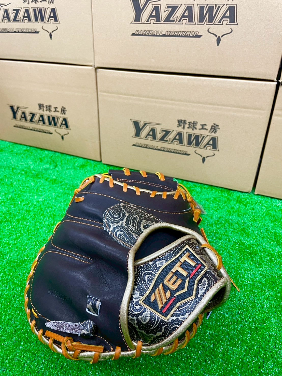 ZETTダイヤモンドショップ限定軟式キャッチャーミット中村型