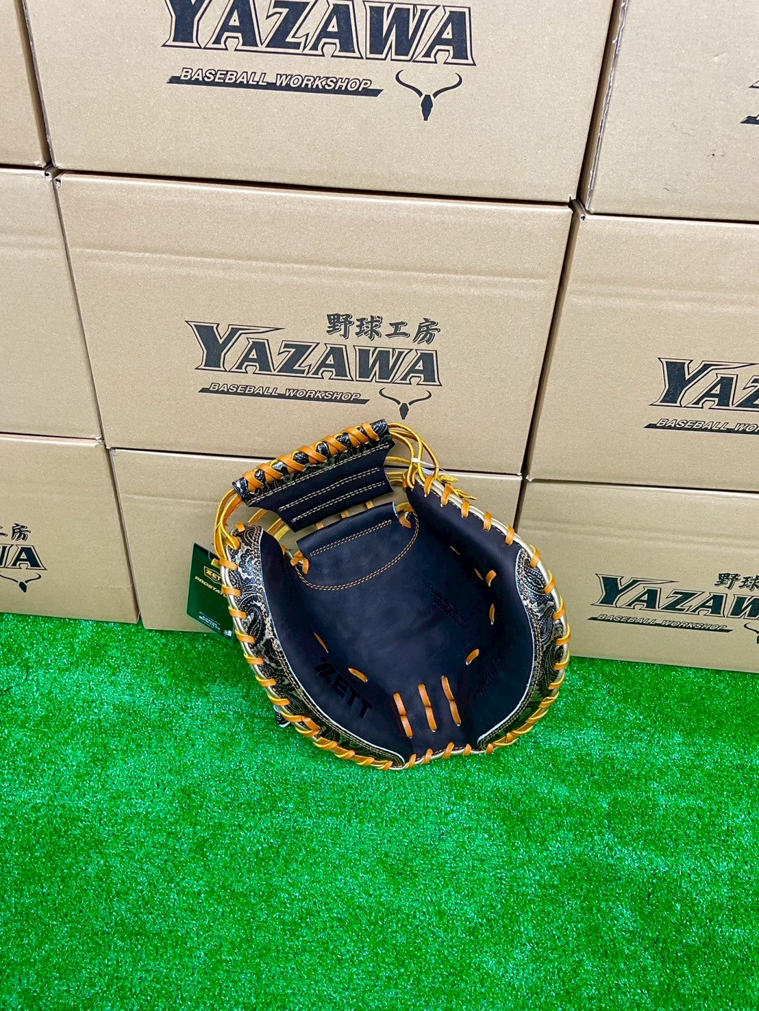 ZETTダイヤモンドショップ限定軟式キャッチャーミット中村型